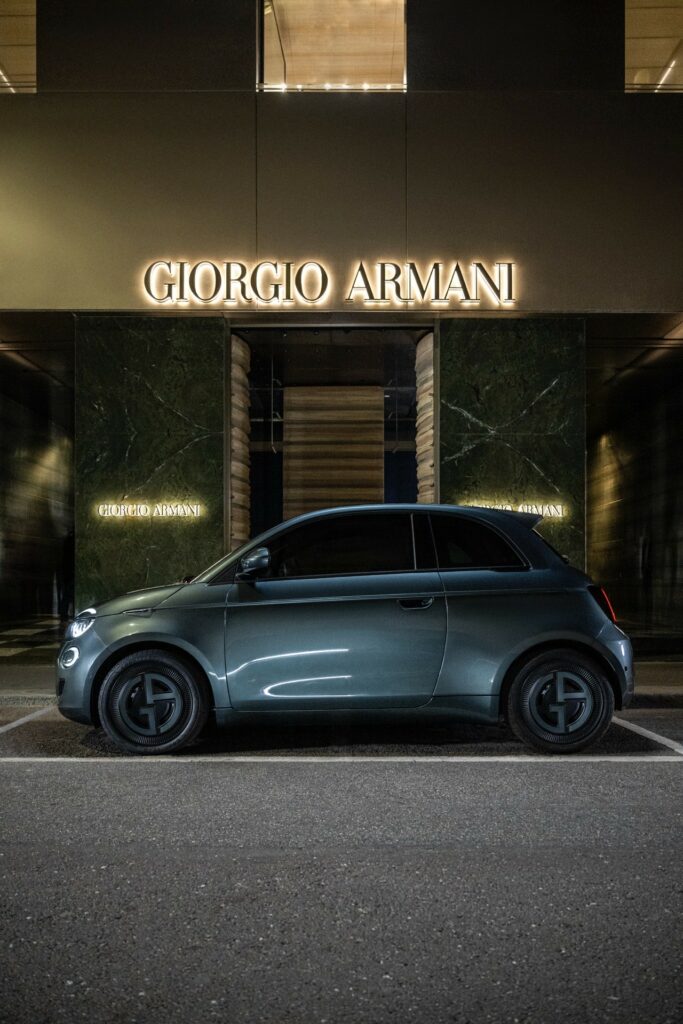 Esterni Fiat 500e Giorgio Armani Collector’s Edition