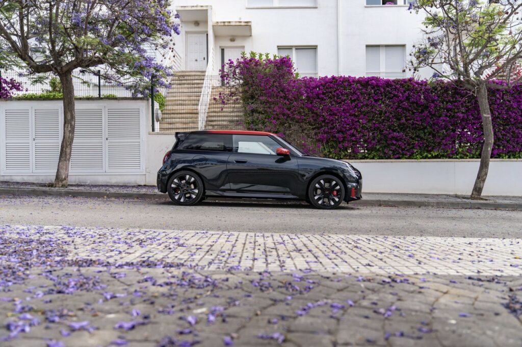 MINI John Cooper Works Electric