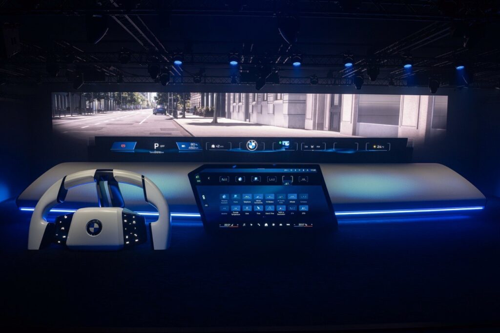 BMW Panoramic iDrive